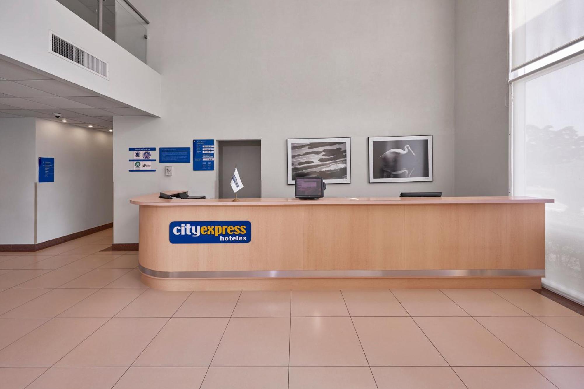 City Express By Marriott Culiacán Eksteriør bilde